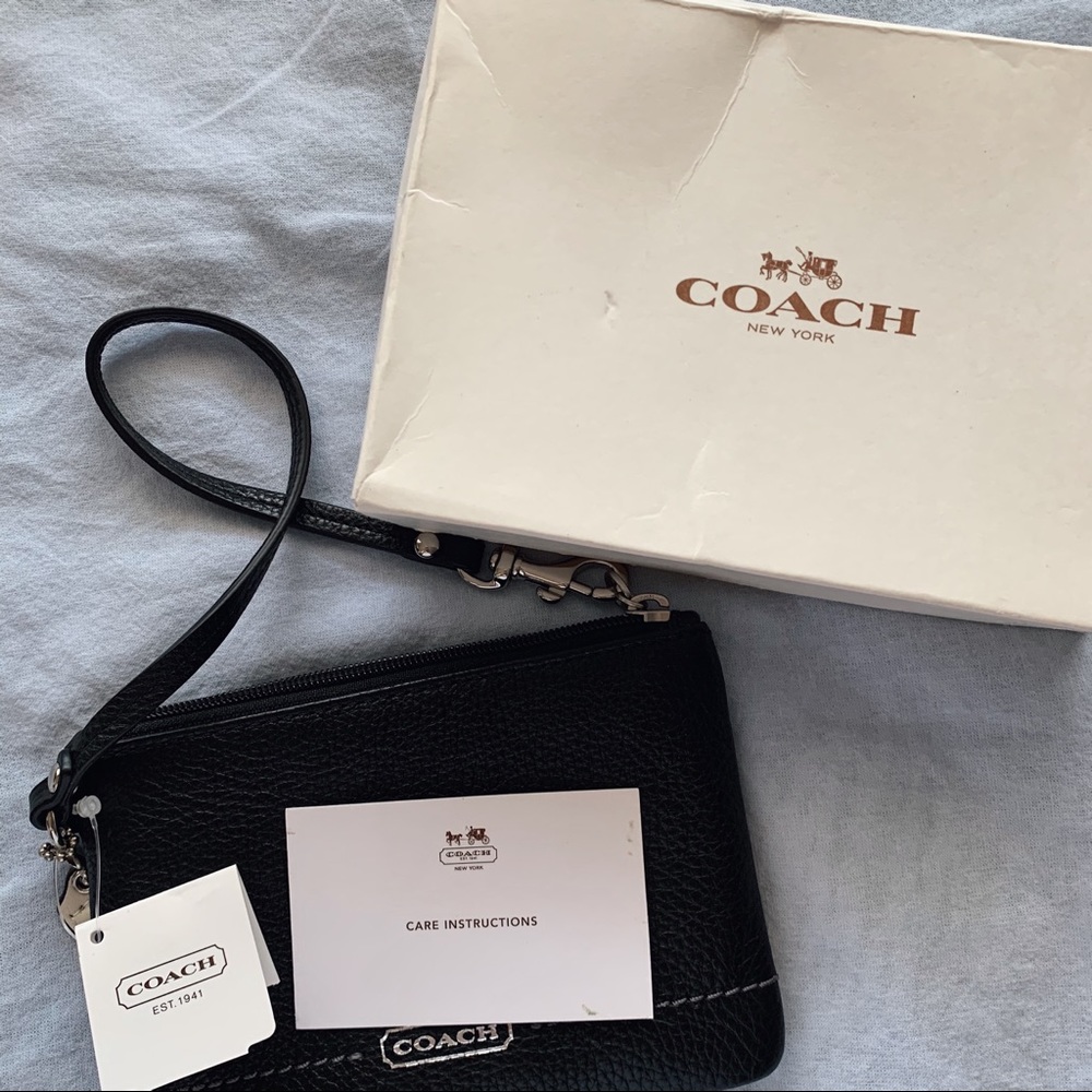 COACH small wristlet